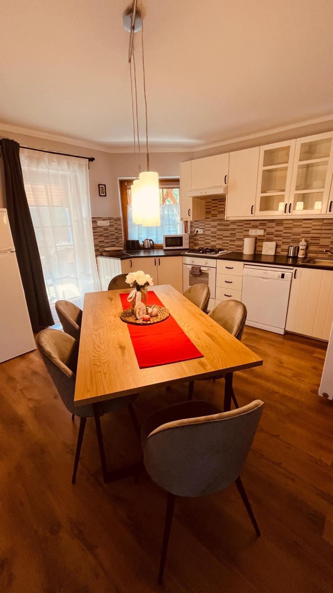 Strigonia Apartman Esztergom Eksteriør bilde